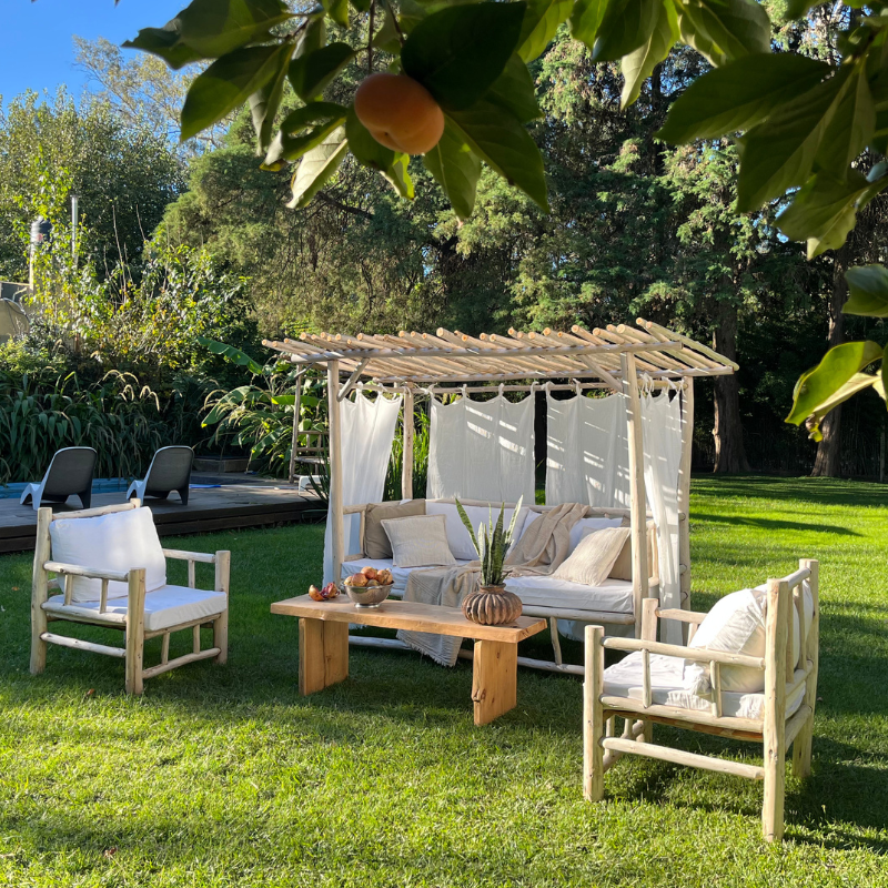 Muebles de Exterior Rústicos en Varas de Eucalipto Natural